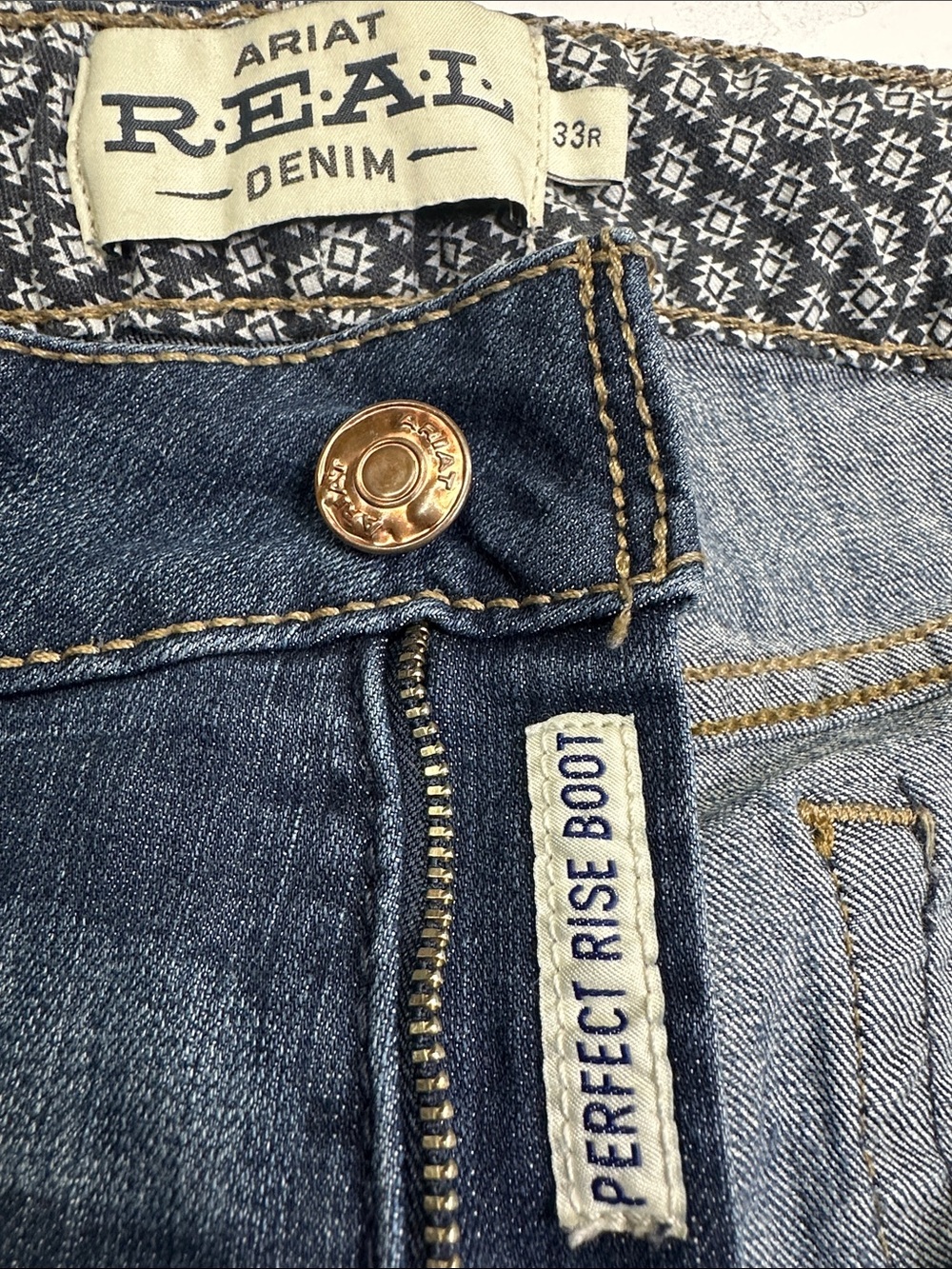 Ariat Real Rosa Jeans Perfect Rise Bootcut Stretch, 33 R, Ranch Ride Rodeo - Picture 5 of 13